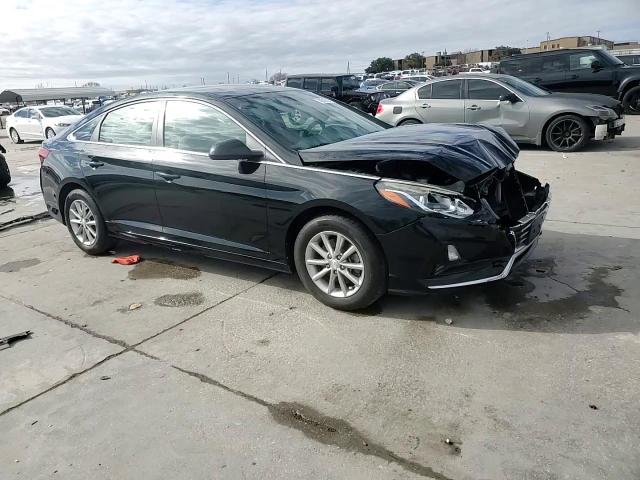 2018 Hyundai Sonata - Image 14