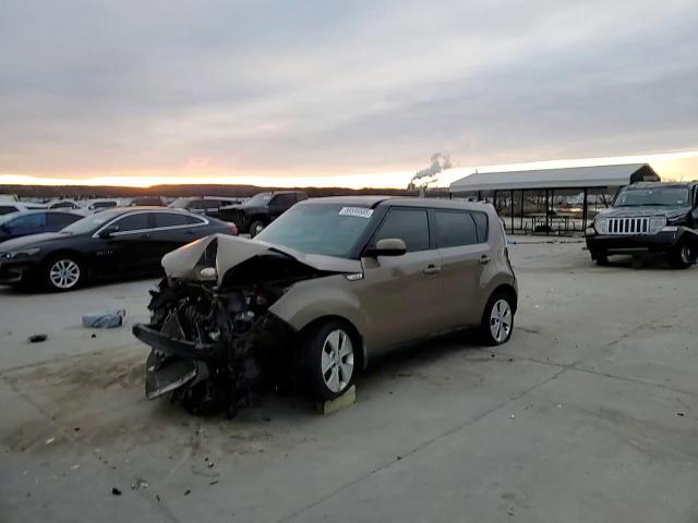 2016 Kia Soul - Image 13