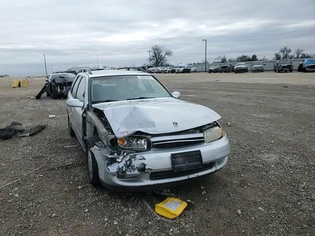 2001 Saturn LW - Image 10