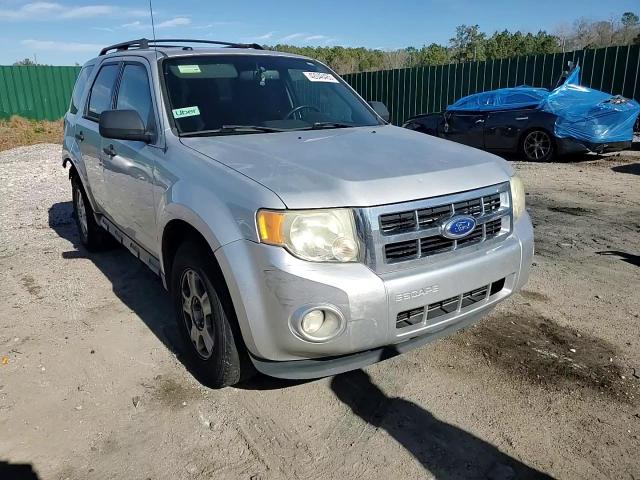 2011 Ford Escape - Image 10