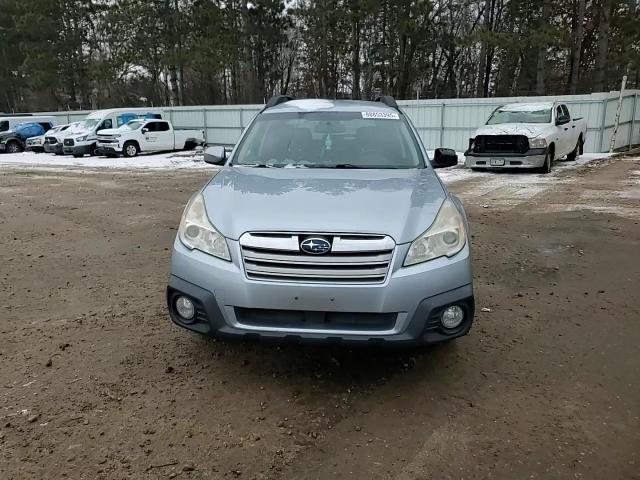2013 Subaru Outback - Image 12