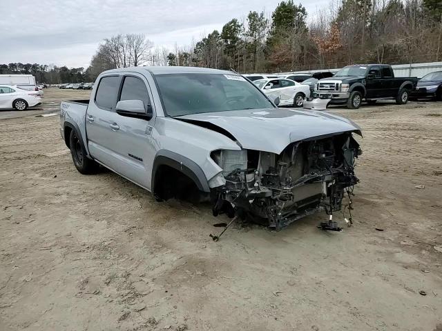 2018 Toyota Tacoma - Image 11