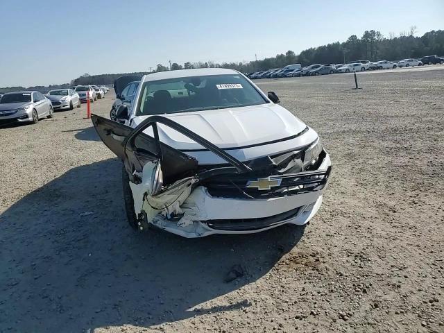 2015 Chevrolet Impala - Image 11