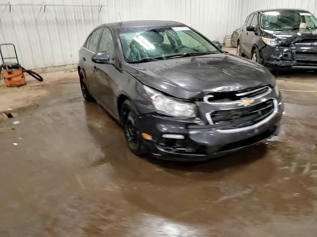 2016 Chevrolet Cruze - Image 13