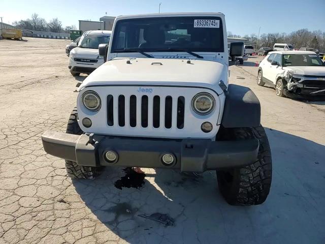2015 Jeep Wrangler - Image 15