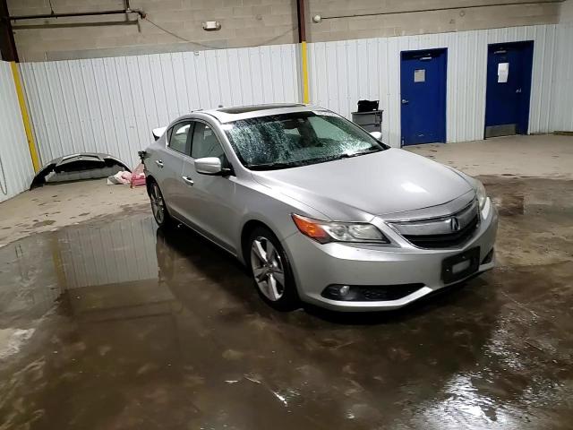 2013 Acura ILX - Image 13