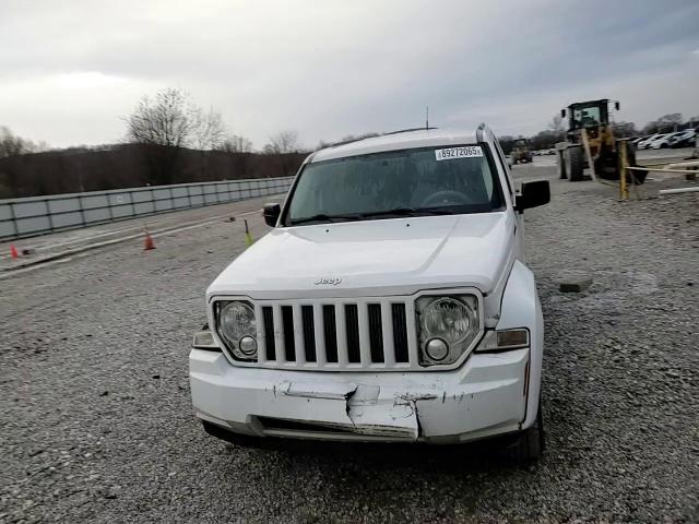 2011 Jeep Liberty (North America) - Image 10