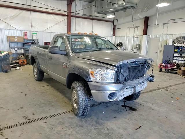 2008 Dodge RAM - Image 11