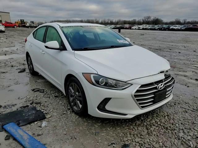 2018 Hyundai Elantra - Image 11