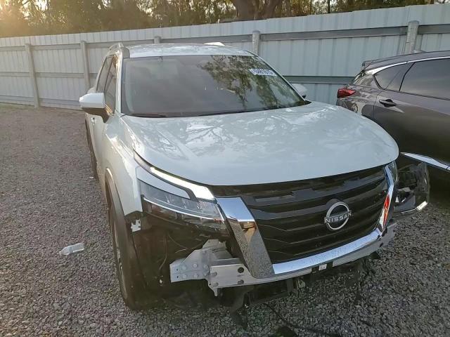 2024 Nissan Pathfinder - Image 12