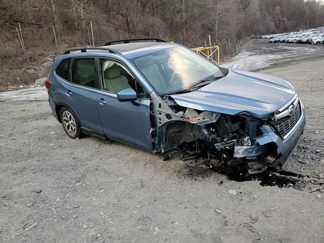 2021 Subaru Forester - Image 12