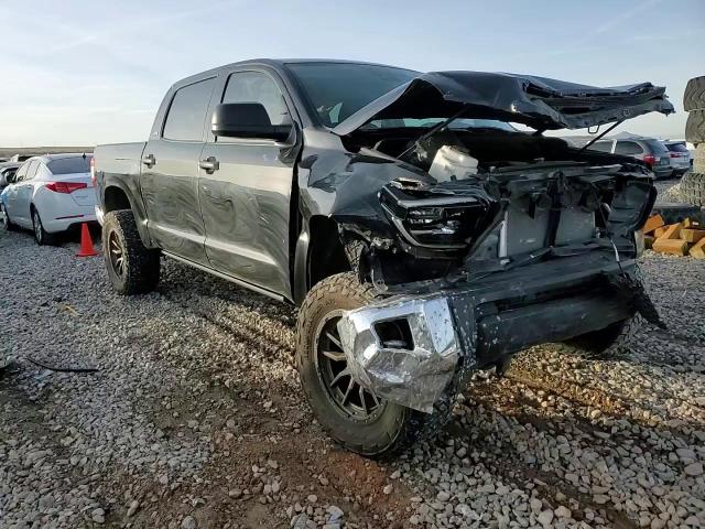2020 Toyota Tundra - Image 13