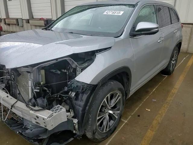 2018 Toyota Highlander - Image 11