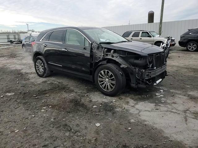 2017 Cadillac XT5 - Image 15
