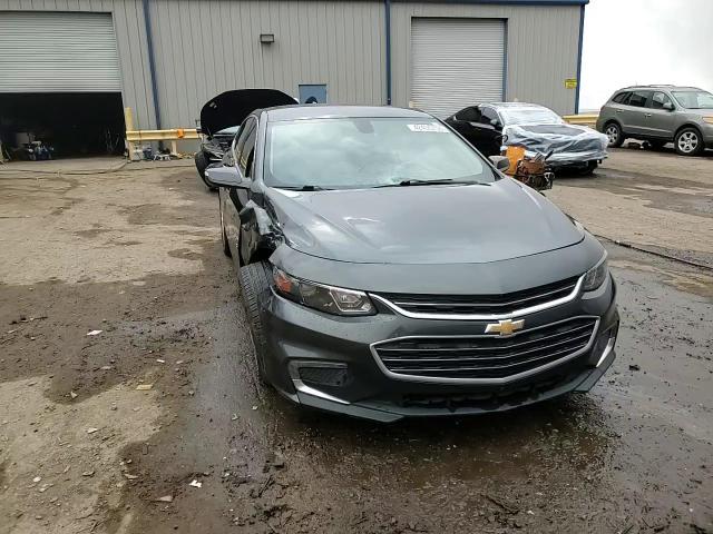 2018 Chevrolet Malibu - Image 13