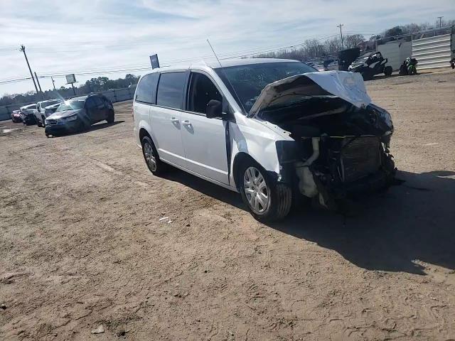 2018 Dodge Caravan - Image 12