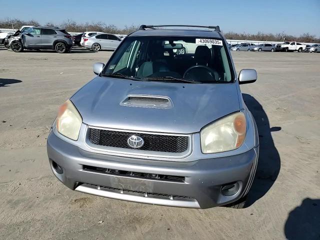 2005 Toyota RAV 4 - Image 11