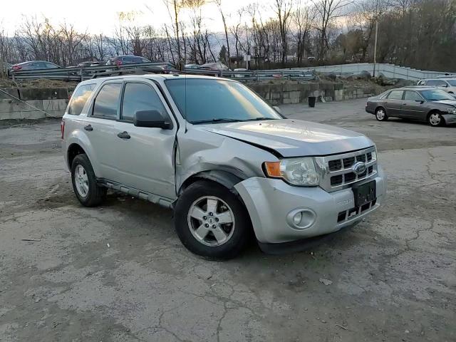 2009 Ford Escape - Image 12