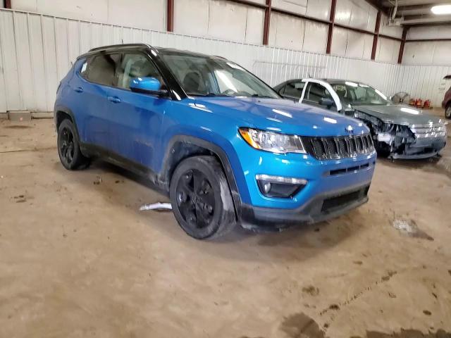 2018 Jeep Compass - Image 14