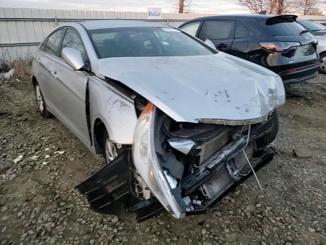 2013 Hyundai Sonata - Image 10