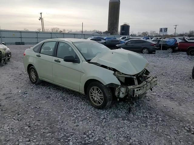 2010 Ford Focus - Image 11