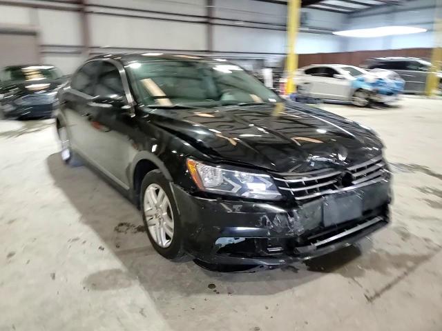 2016 Volkswagen Passat - Image 13
