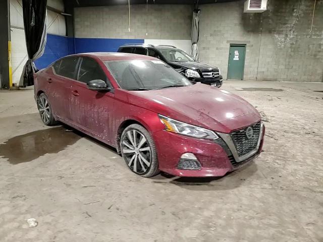 2020 Nissan Altima - Image 13