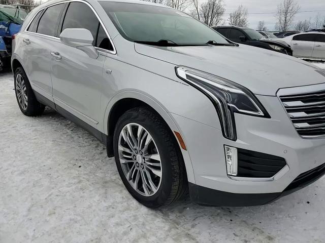 2017 Cadillac XT5 - Image 12
