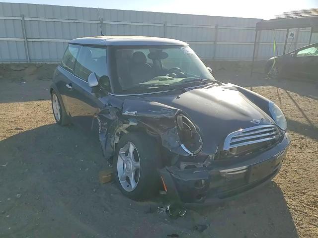2006 MINI Cooper - Image 11