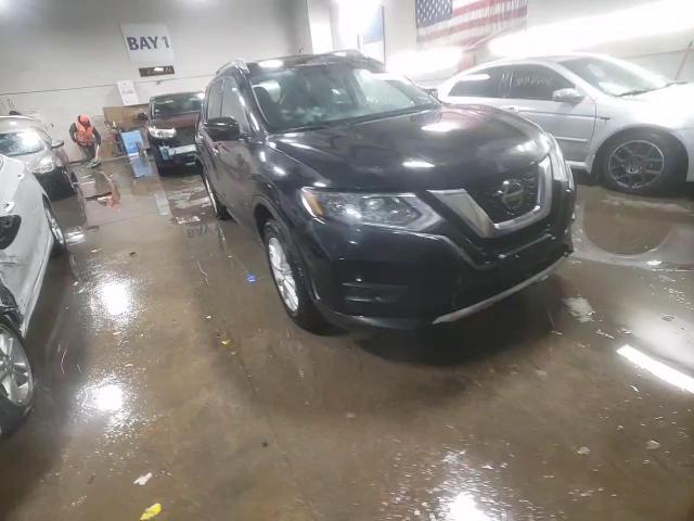 2018 Nissan Rogue - Image 13