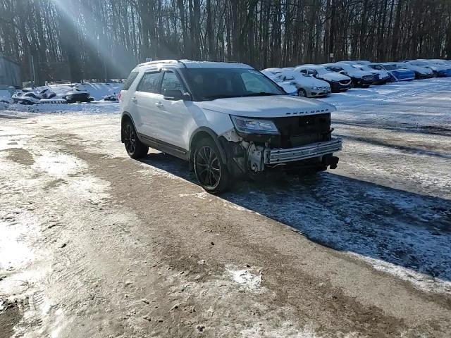 2018 Ford Explorer - Image 14