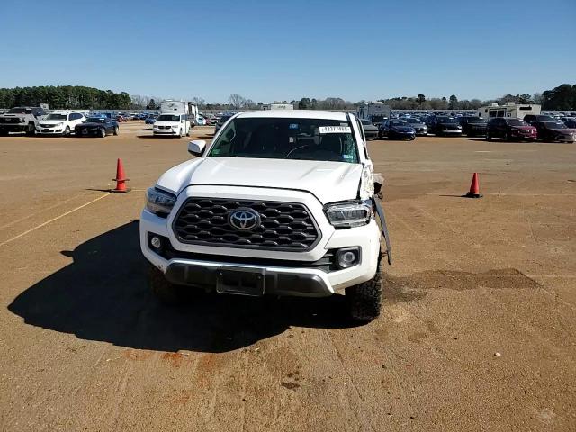 2021 Toyota Tacoma - Image 11