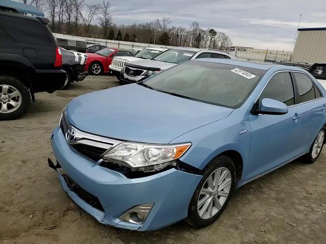 2012 Toyota Camry - Image 10
