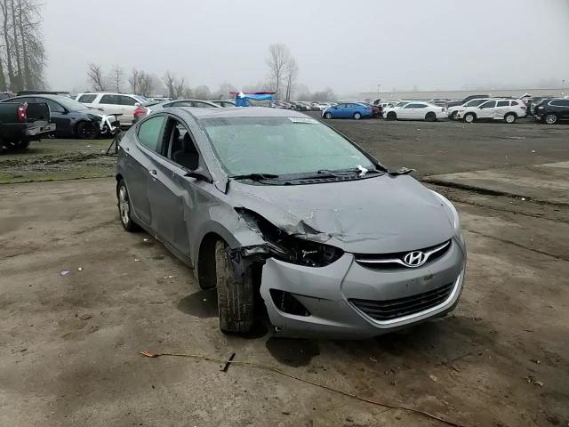 2013 Hyundai Elantra - Image 10