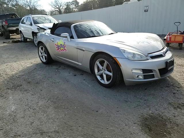 2008 Saturn Sky - Image 11