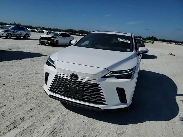 2023 Lexus RX - Image 12