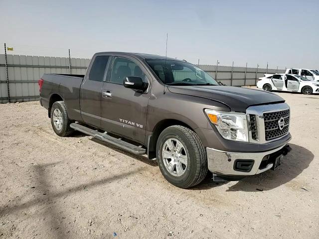 2018 Nissan Titan - Image 11