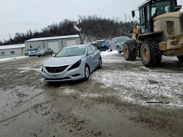 2013 Hyundai Sonata - Image 14