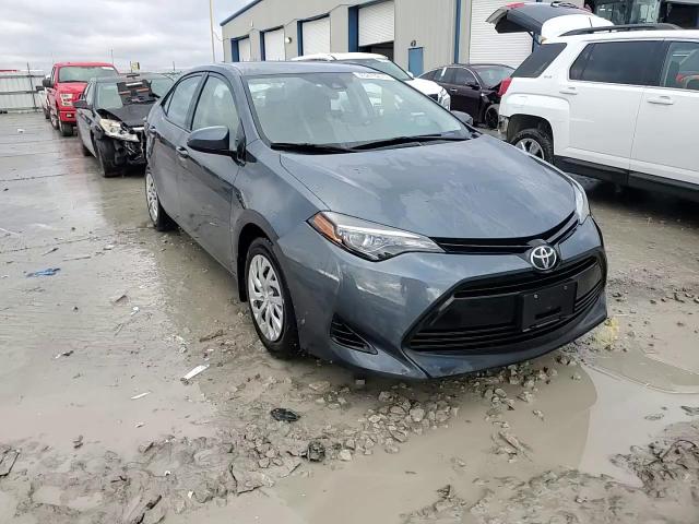 2018 Toyota Corolla - Image 13