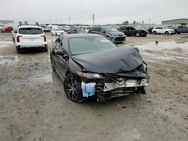 2023 Toyota Camry - Image 10