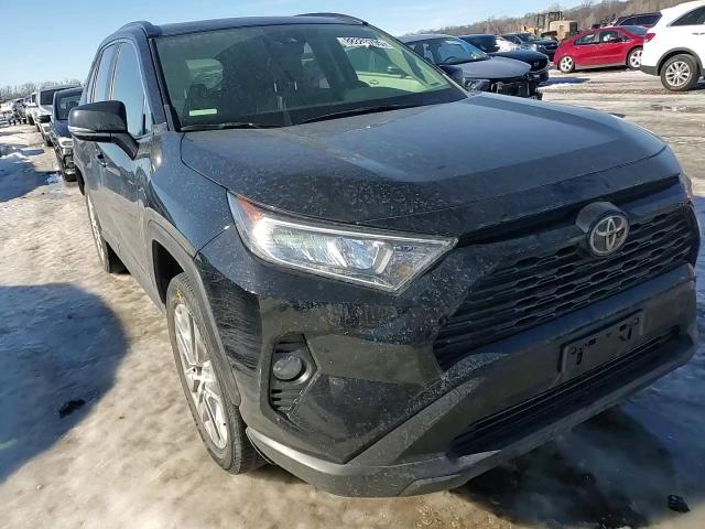 2019 Toyota RAV 4 - Image 12
