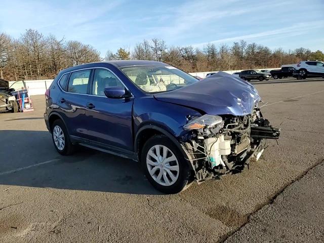 2018 Nissan Rogue - Image 11