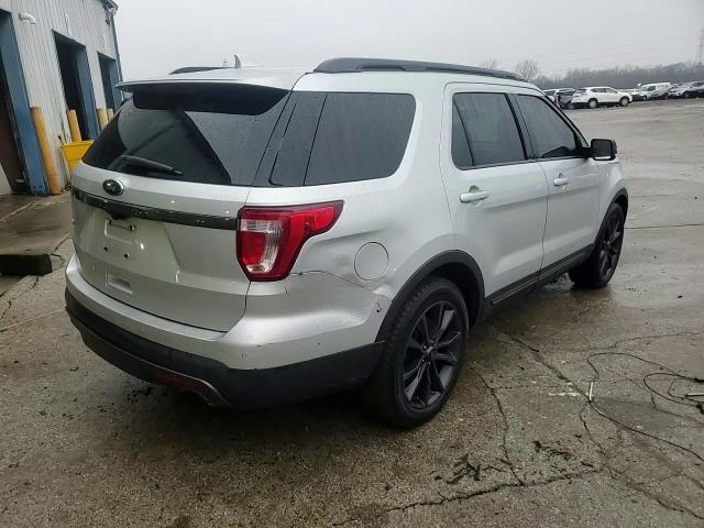 2017 Ford Explorer - Image 14