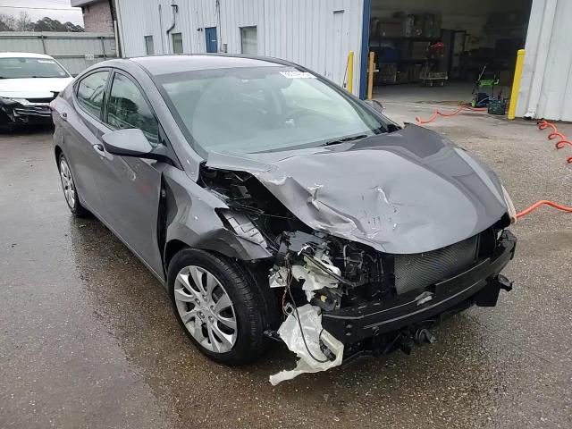 2012 Hyundai Elantra - Image 14