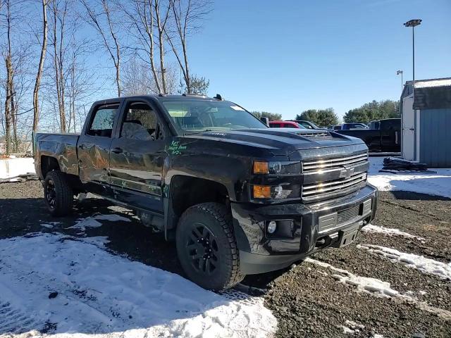 2017 Chevrolet Silverado - Image 10