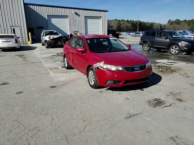 2013 Kia Forte - Image 13