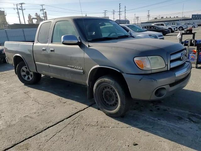2006 Toyota Tundra - Image 11