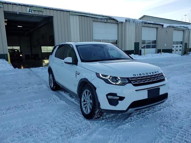 2018 Land Rover Discovery - Image 12