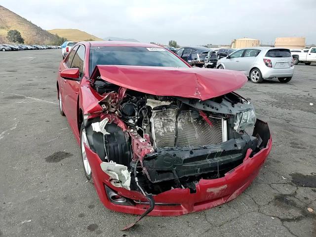 2013 Toyota Camry - Image 11