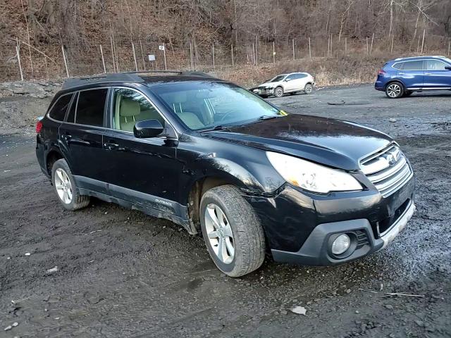 2013 Subaru Outback - Image 14